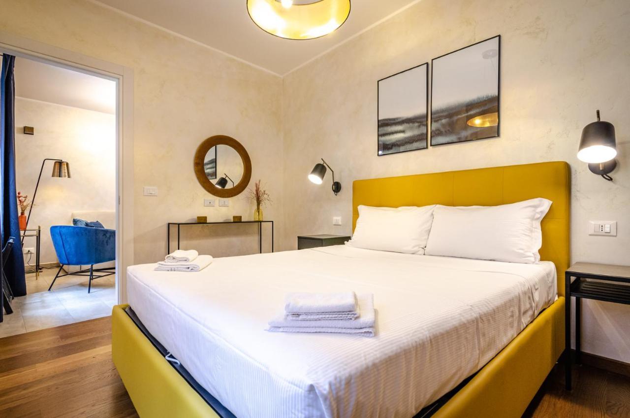 Goito Luxury Apartment, In The Historical Center Bologna Exterior photo